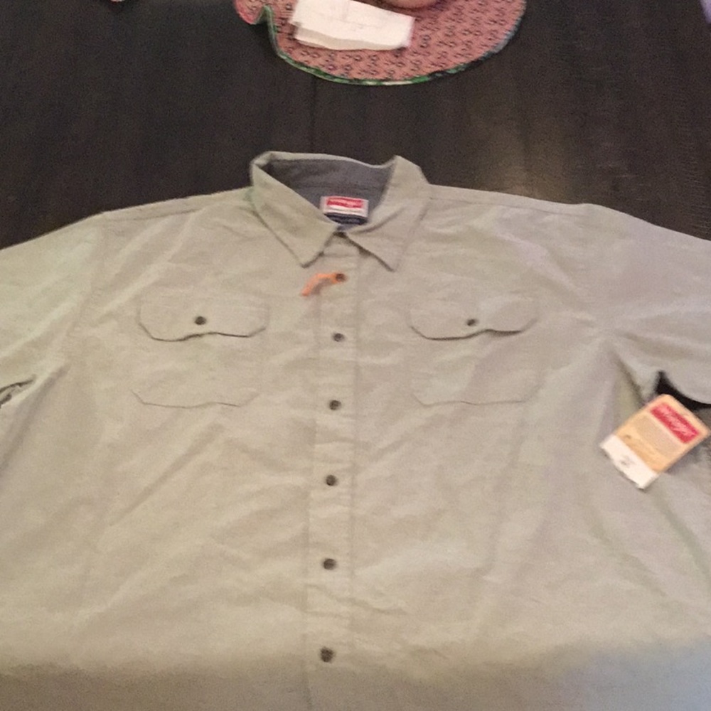 Men’s shirt sleeve